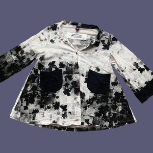 Cupcake international brand button down lightweight women's top